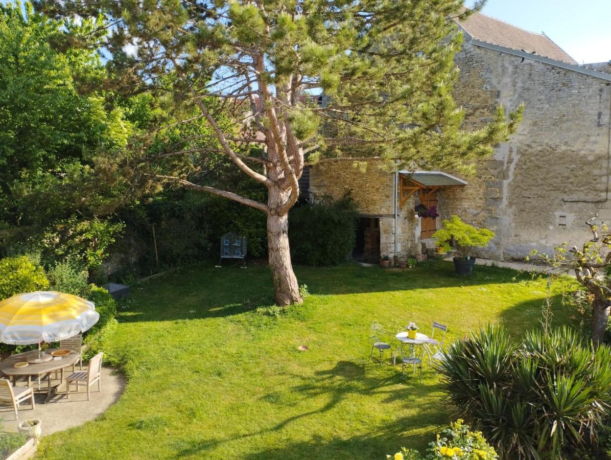 Vila Le Refuge D'Athena Chaussy  Exteriér fotografie